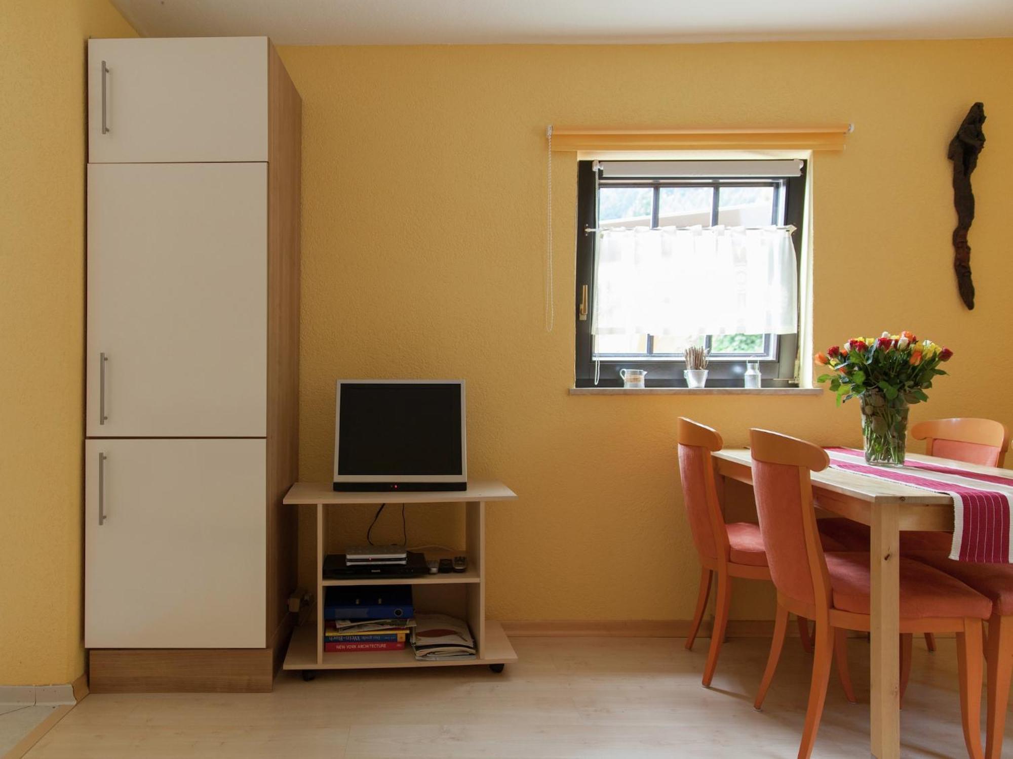 A Modern Apartment In The Hunsr Ck Region S Romantic Drohn Valley Merschbach Ngoại thất bức ảnh