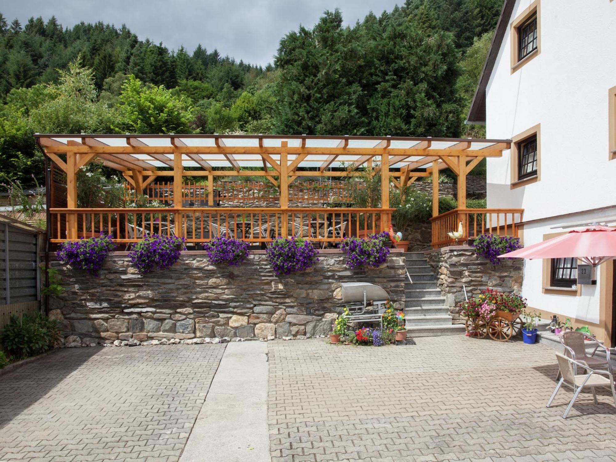 A Modern Apartment In The Hunsr Ck Region S Romantic Drohn Valley Merschbach Ngoại thất bức ảnh